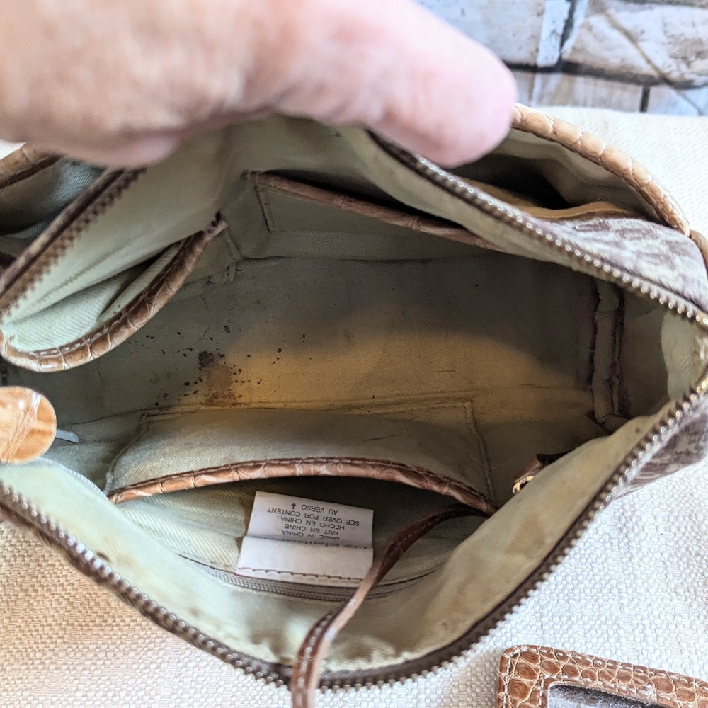 Vntg Liz Claiborne Signature small bag - Picture 8 of 10